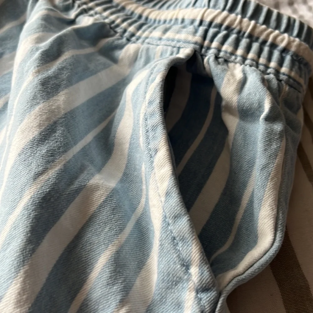 Aerie Shorts SZ XS - Picture 2 of 5